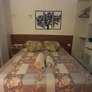 https://studio-casa-amarela-unidade-02.hotels-in-recife.com